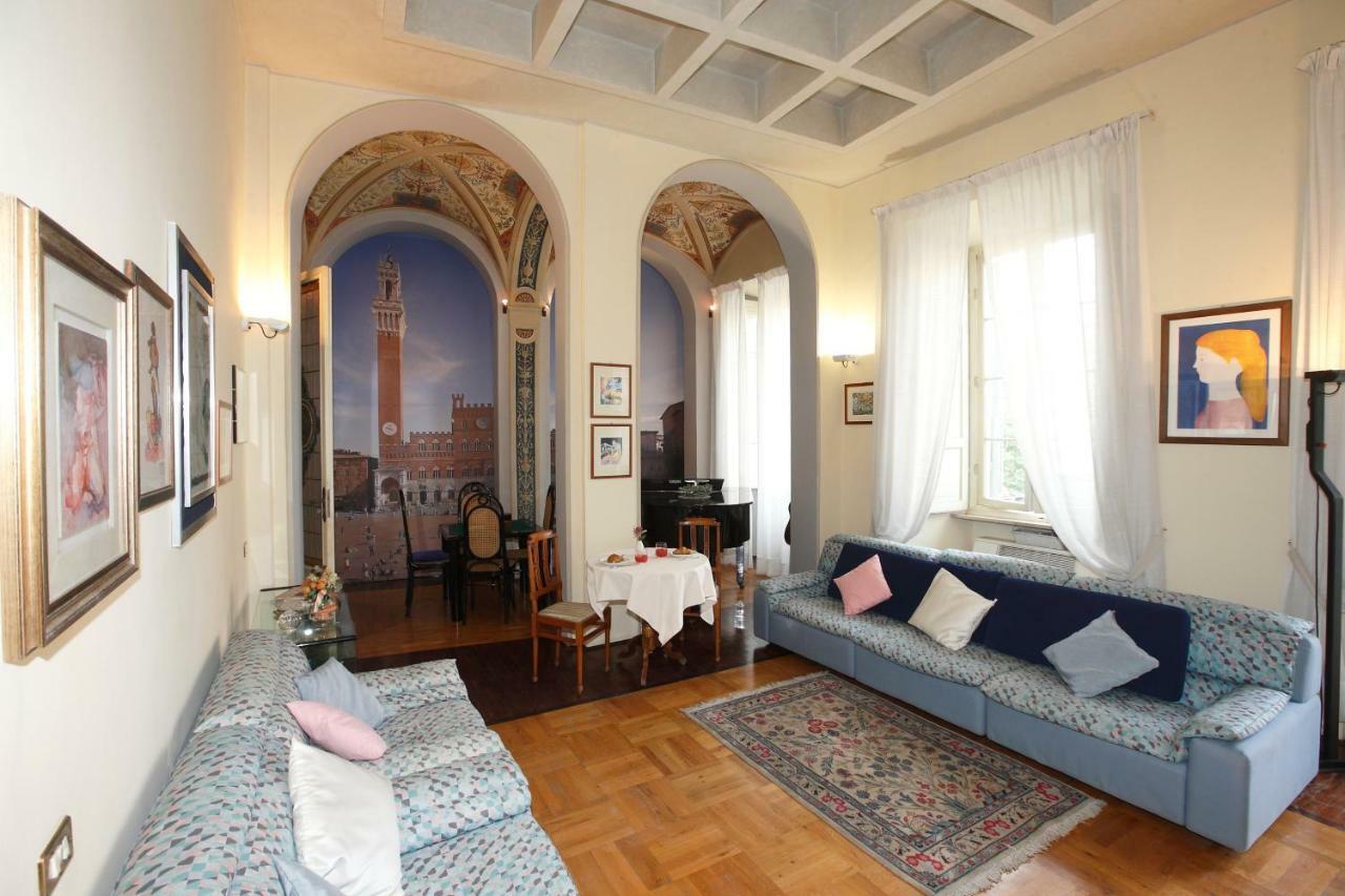 Residenza D'Epoca Montanini Bed & Breakfast Siena Exterior foto