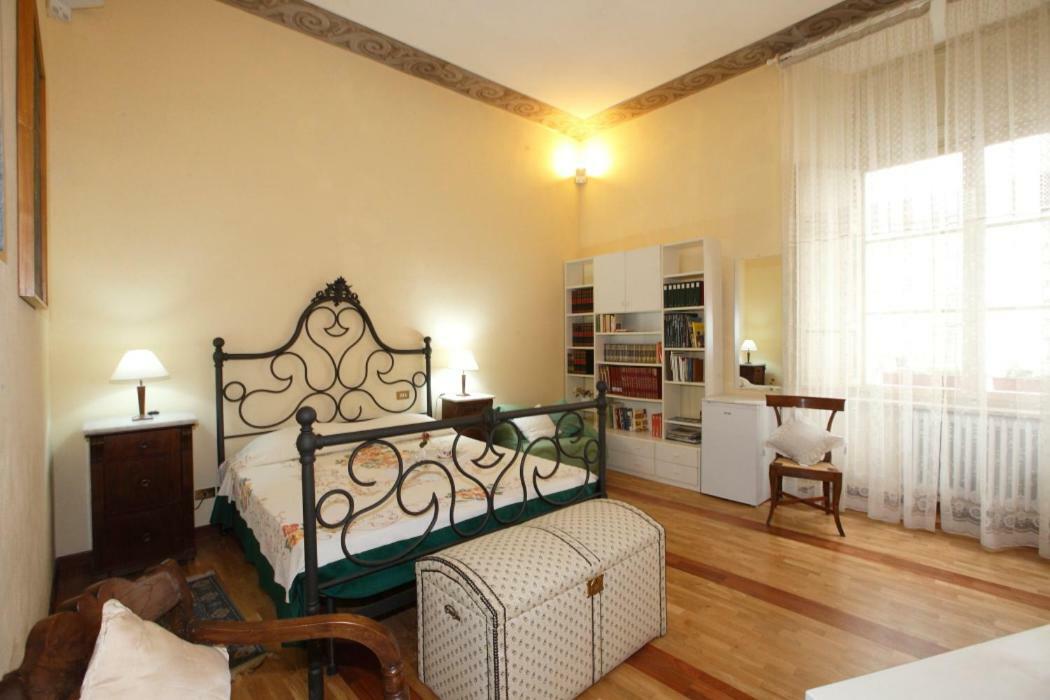 Residenza D'Epoca Montanini Bed & Breakfast Siena Exterior foto